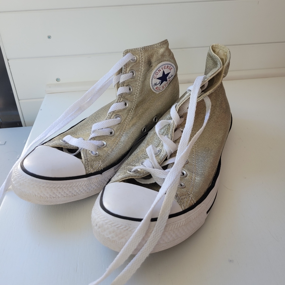 Chuck Taylor Metallic Shoes